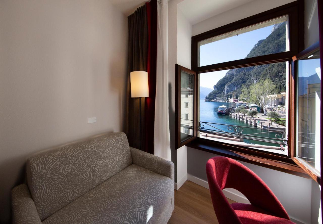Hotel Centrale Riva del Garda Extérieur photo